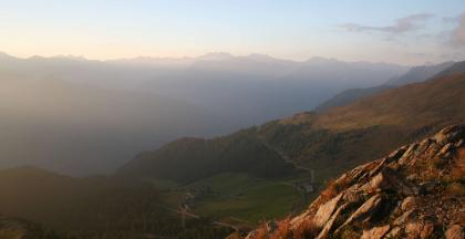 On the alpine pastures path to the Mahdalm